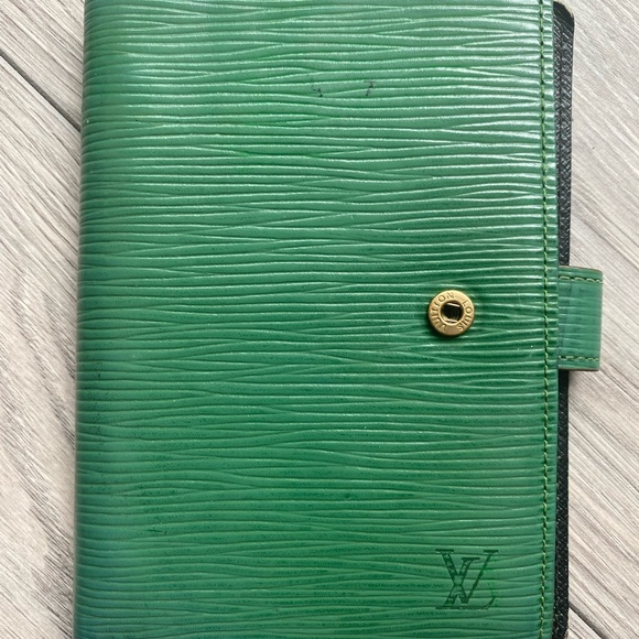 🔺SOLD🔻Louis Vuitton PM Green Epi leather small agenda planner - Picture 4 of 8